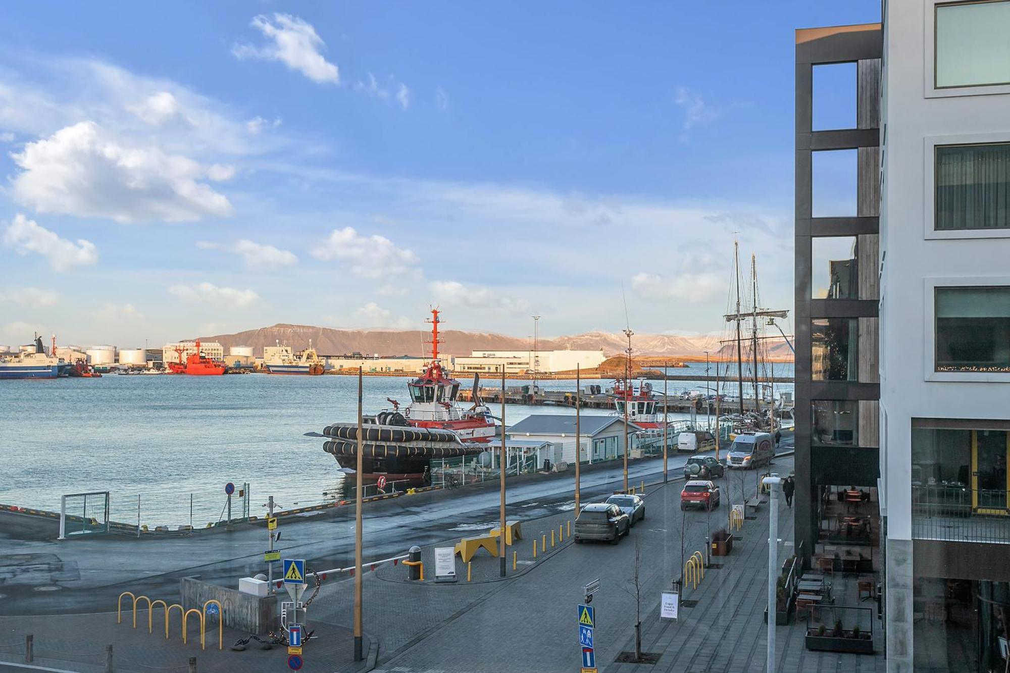 Sunny Central Reykjavik Apartment - Harbour View Kültér fotó
